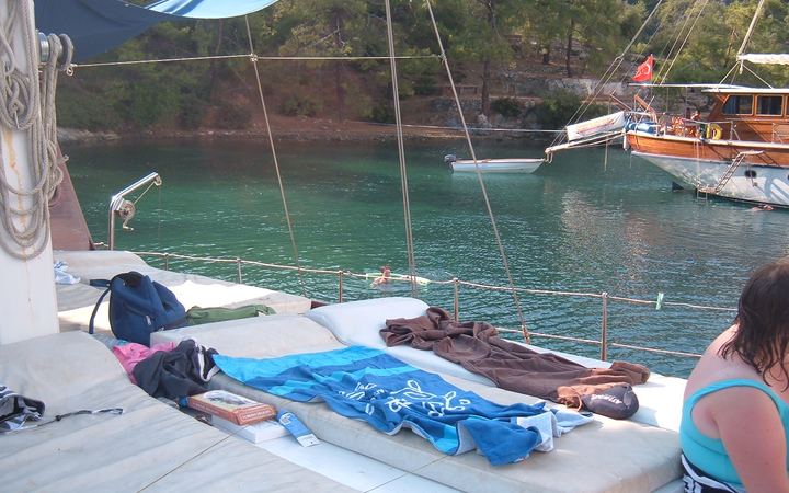 Een blauwe reis met een gulet vanuit Marmaris: routes, kosten en tips