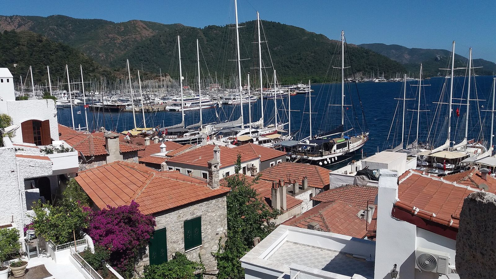 eSIM en internet in Marmaris: zo blijf je voordelig online in Turkije