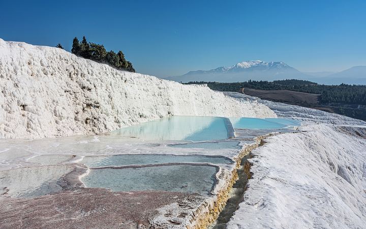 Pamukkale vanuit Marmaris: witte kalkterrassen en de antieke stad Hierapolis
